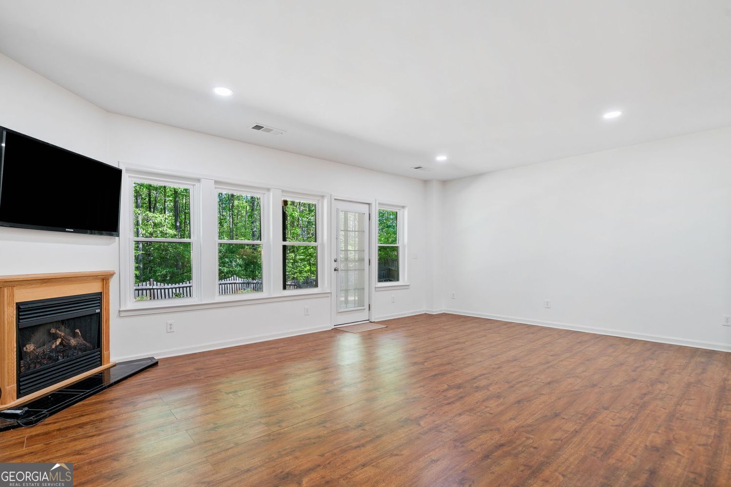 WOODLANDS - Residential