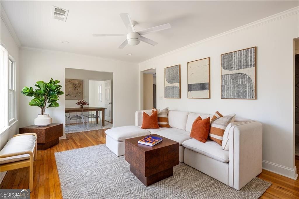 Photo of 1340 Wichita Drive SW, Atlanta, GA 30311 (MLS # 10698035)