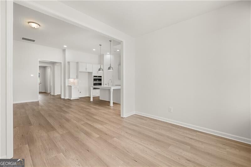 Snellville, Georgia 30078, United States, 2 Bedrooms Bedrooms, ,2 BathroomsBathrooms,Residential,Active,28192