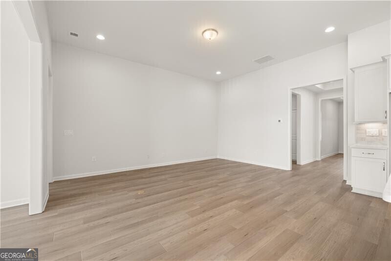 Snellville, Georgia 30078, United States, 2 Bedrooms Bedrooms, ,2 BathroomsBathrooms,Residential,Active,28192