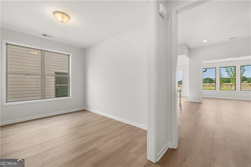 Snellville, Georgia 30078, United States, 2 Bedrooms Bedrooms, ,2 BathroomsBathrooms,Residential,Active,28192