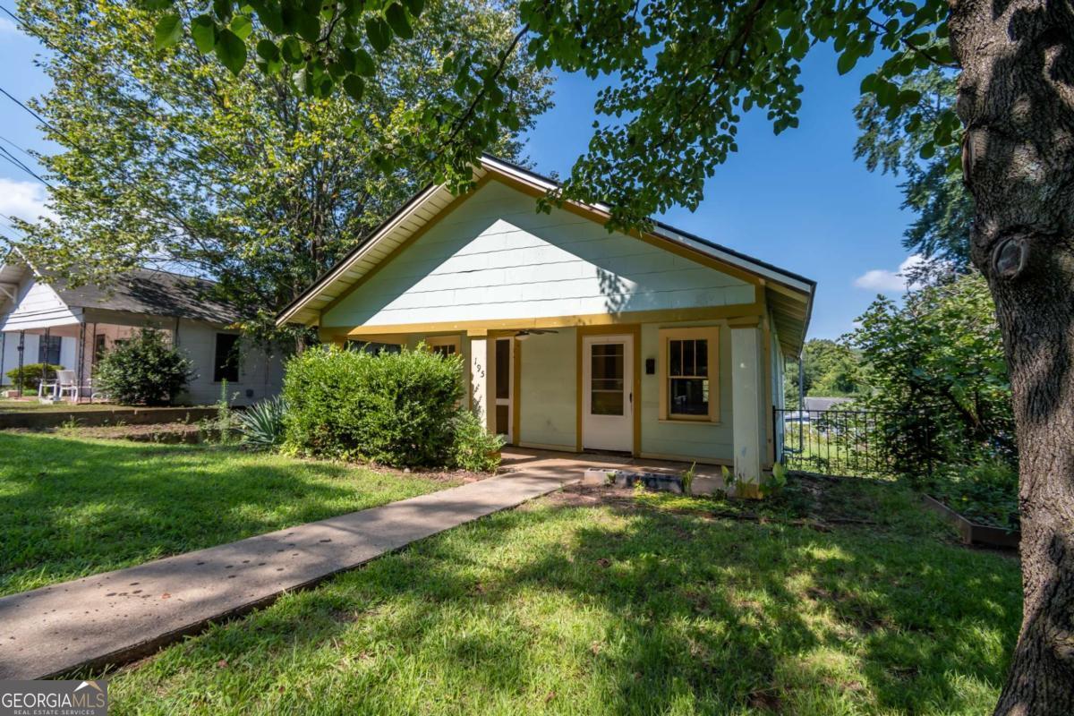 195 Beulah AVE