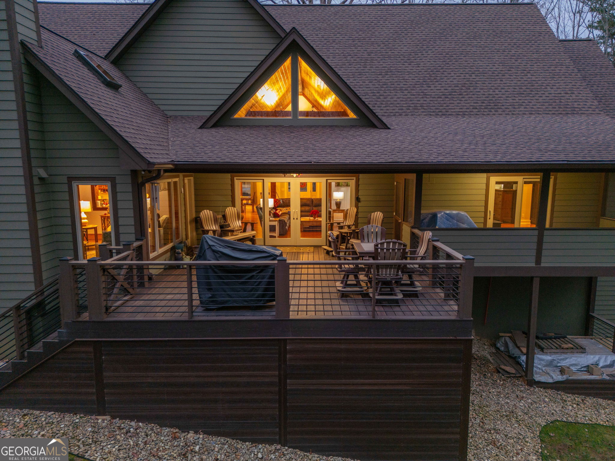 Clarkesville, Georgia 30523, United States, 4 Bedrooms Bedrooms, ,5 BathroomsBathrooms,Residential,Active,254532