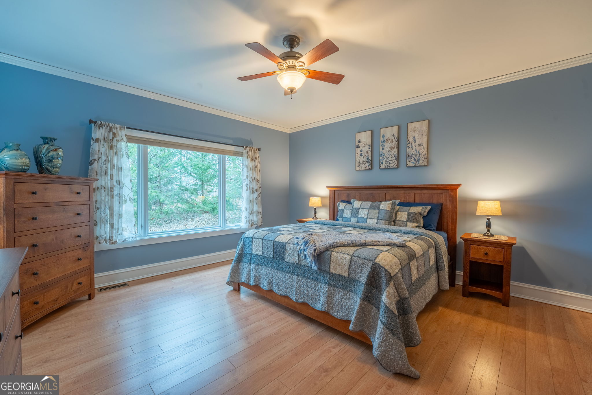 Clarkesville, Georgia 30523, United States, 4 Bedrooms Bedrooms, ,5 BathroomsBathrooms,Residential,Active,254532