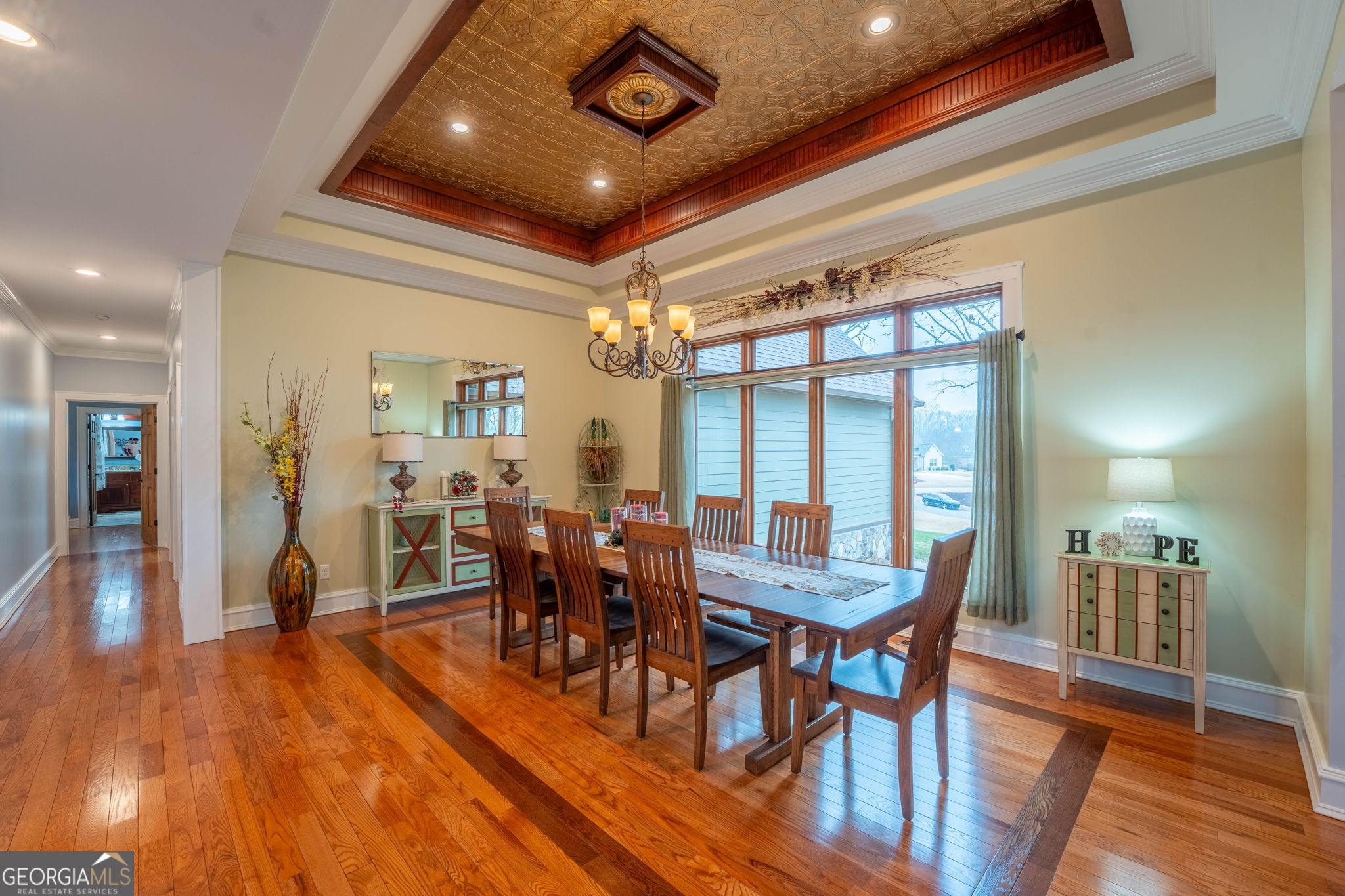 Clarkesville, Georgia 30523, United States, 4 Bedrooms Bedrooms, ,5 BathroomsBathrooms,Residential,Active,254532