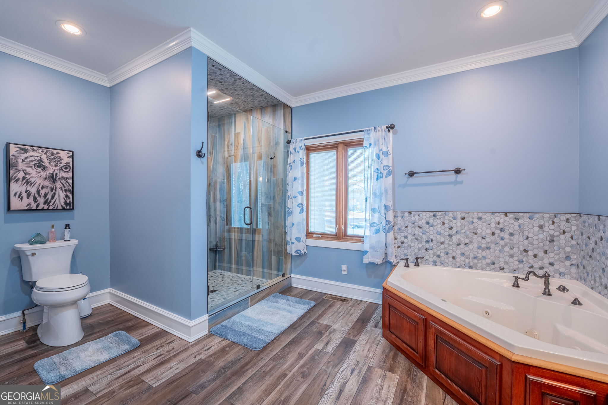 Clarkesville, Georgia 30523, United States, 4 Bedrooms Bedrooms, ,5 BathroomsBathrooms,Residential,Active,254532