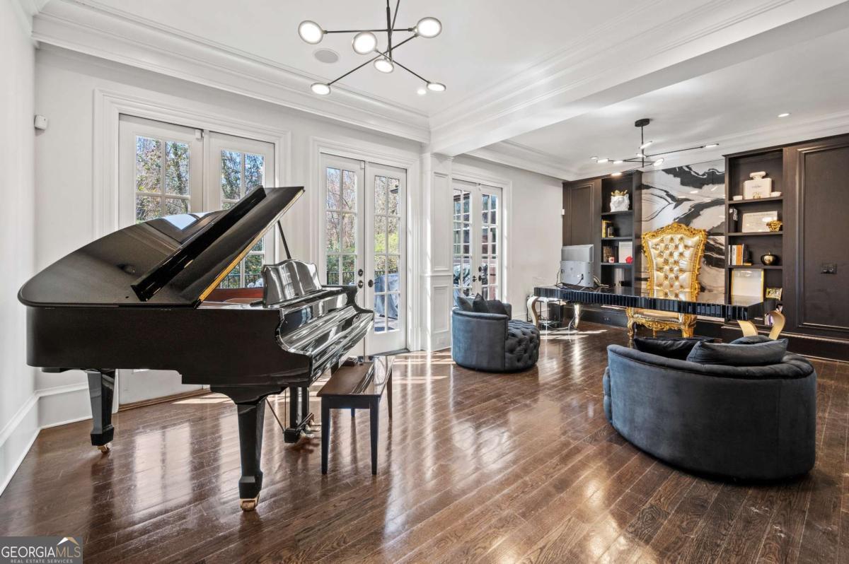 968 Peachtree Battle CIR NW