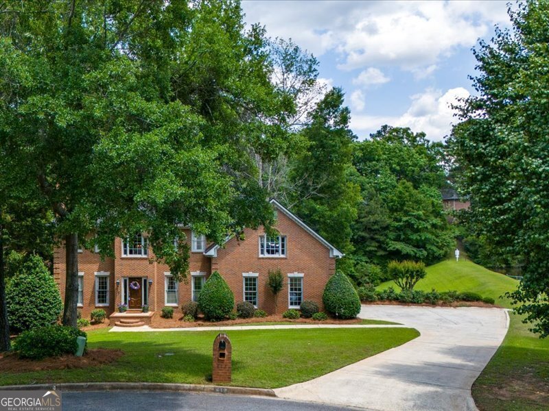 412 Old Mill CT