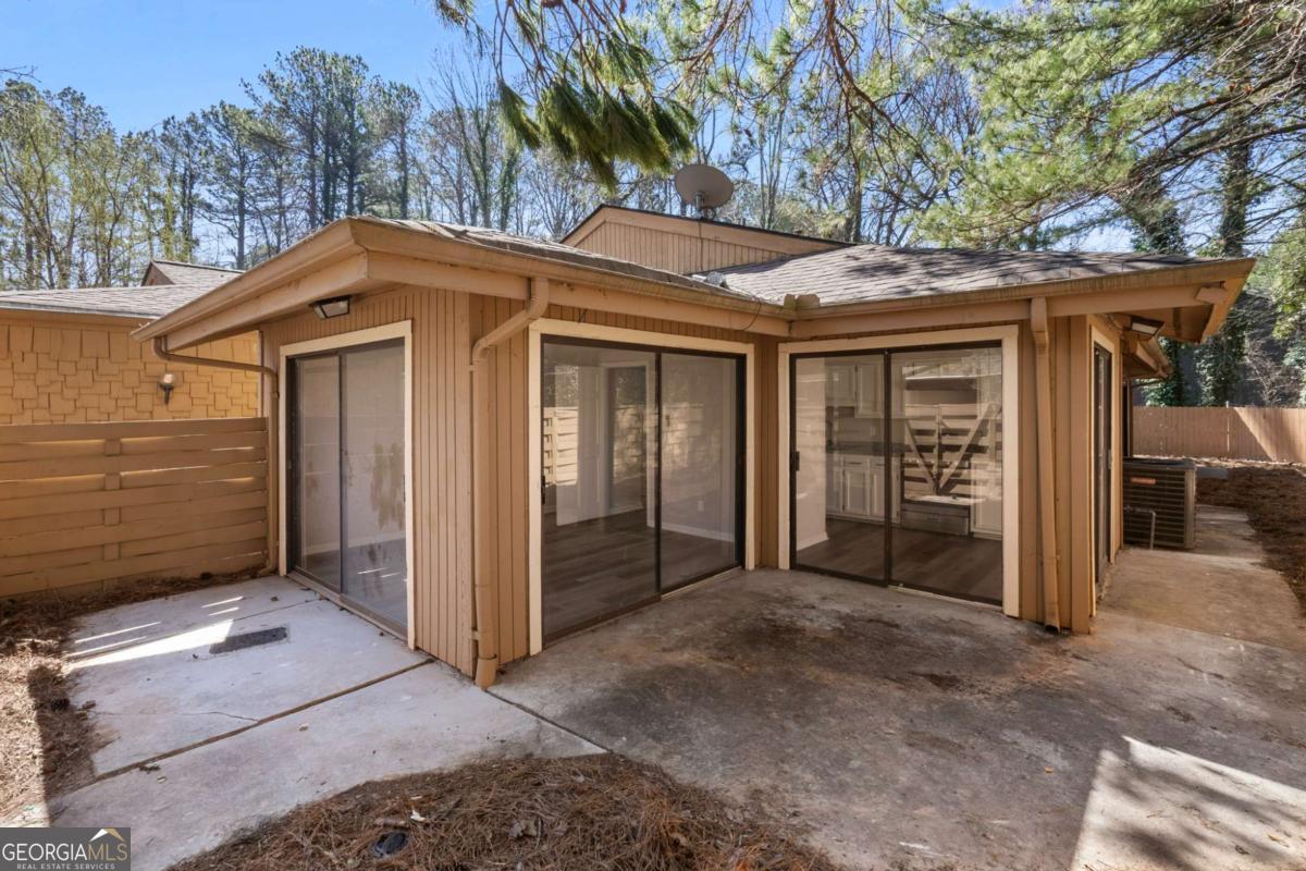 Spinnaker Cove - Residential