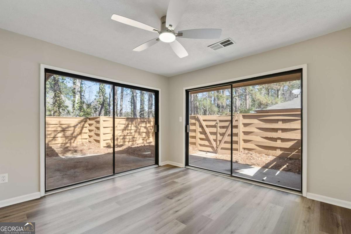 Spinnaker Cove - Residential
