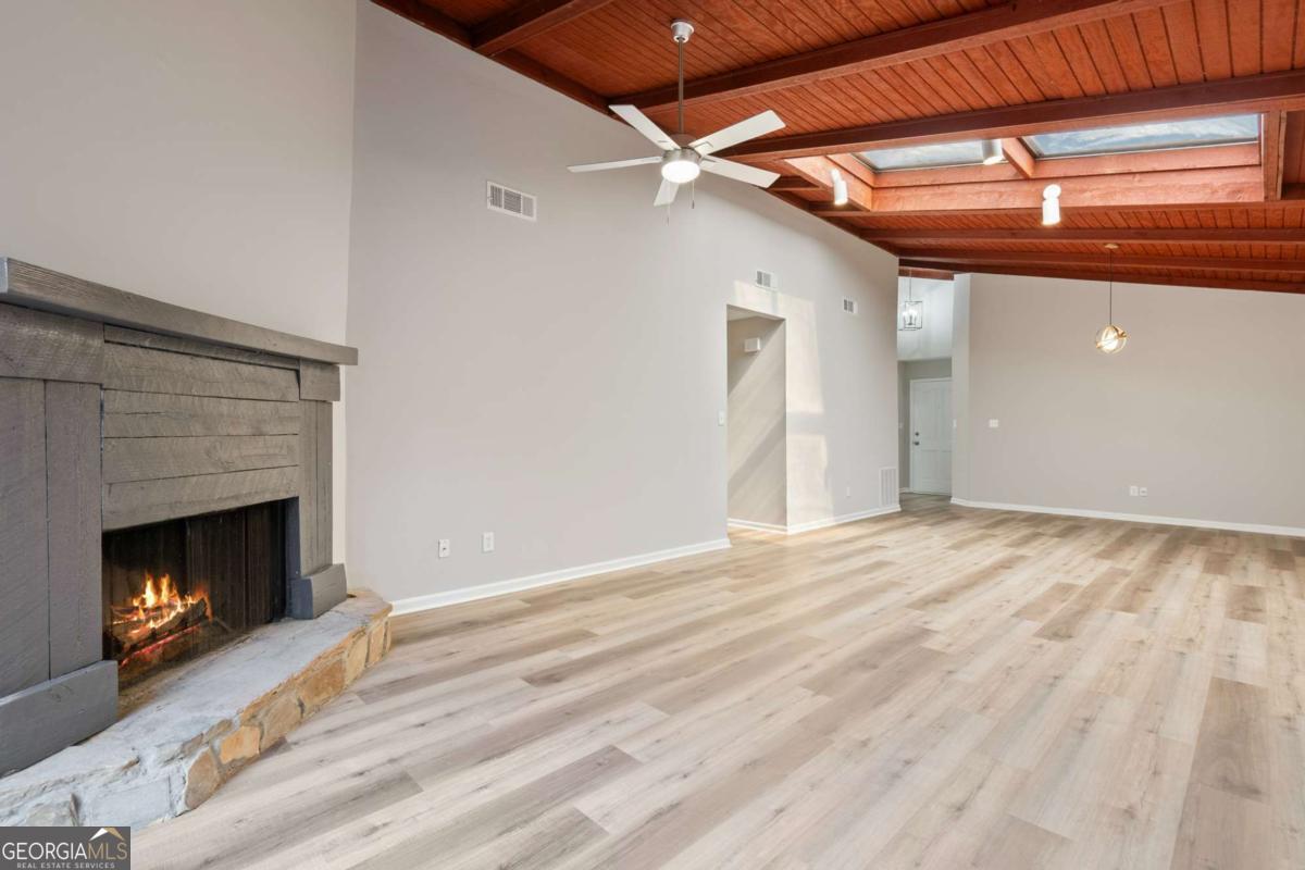 Spinnaker Cove - Residential