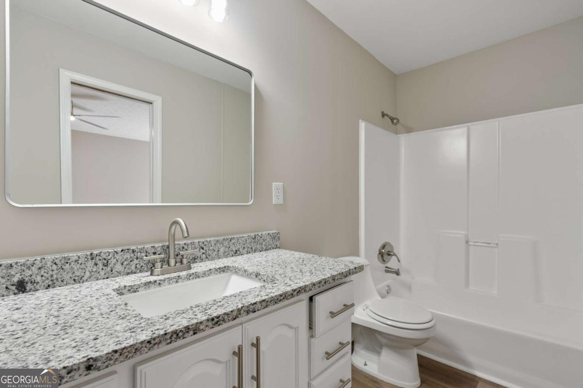 Spinnaker Cove - Residential