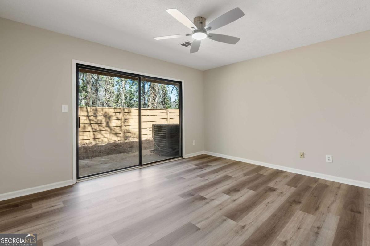 Spinnaker Cove - Residential