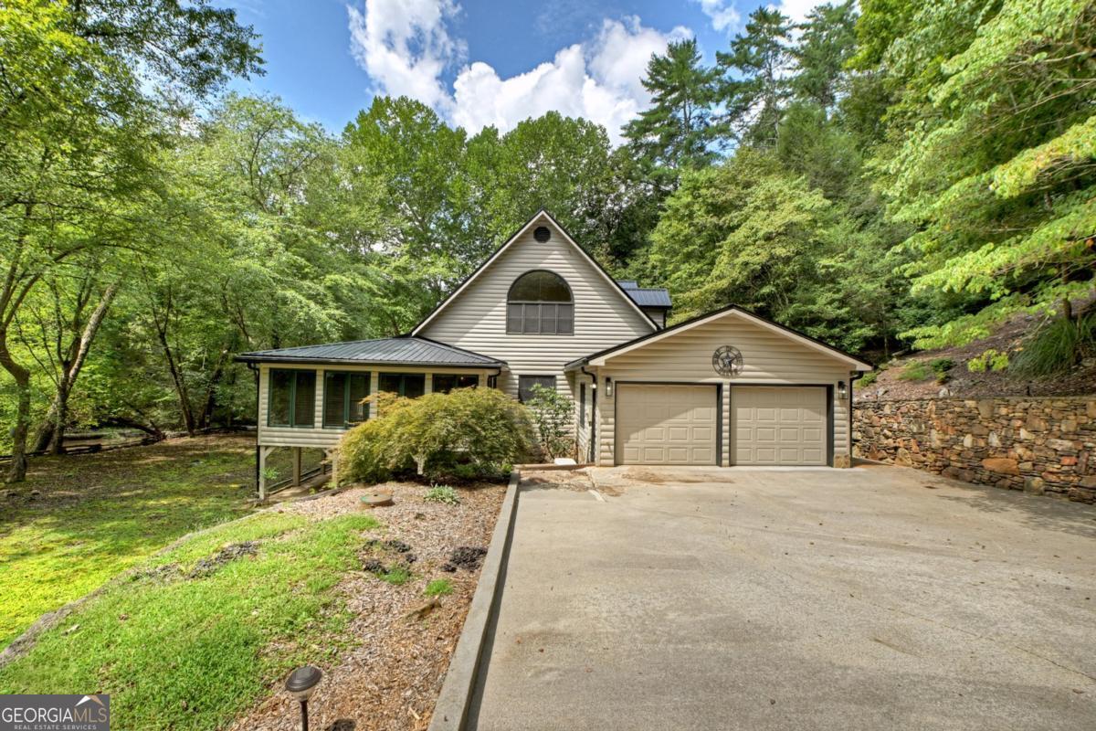 88 Pauls LN