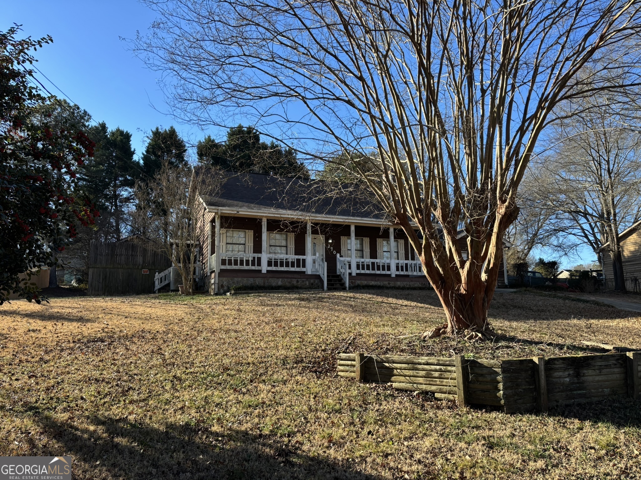 3709 Charlotte DR