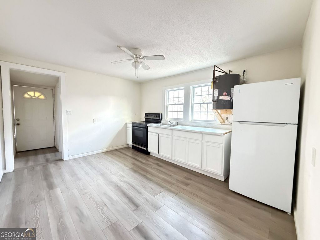 Photo of 1417 E Roosevelt Avenue, Albany, GA 31705 (MLS # 10662472)