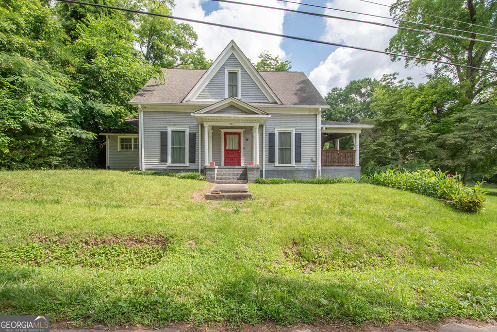 201 Elm ST