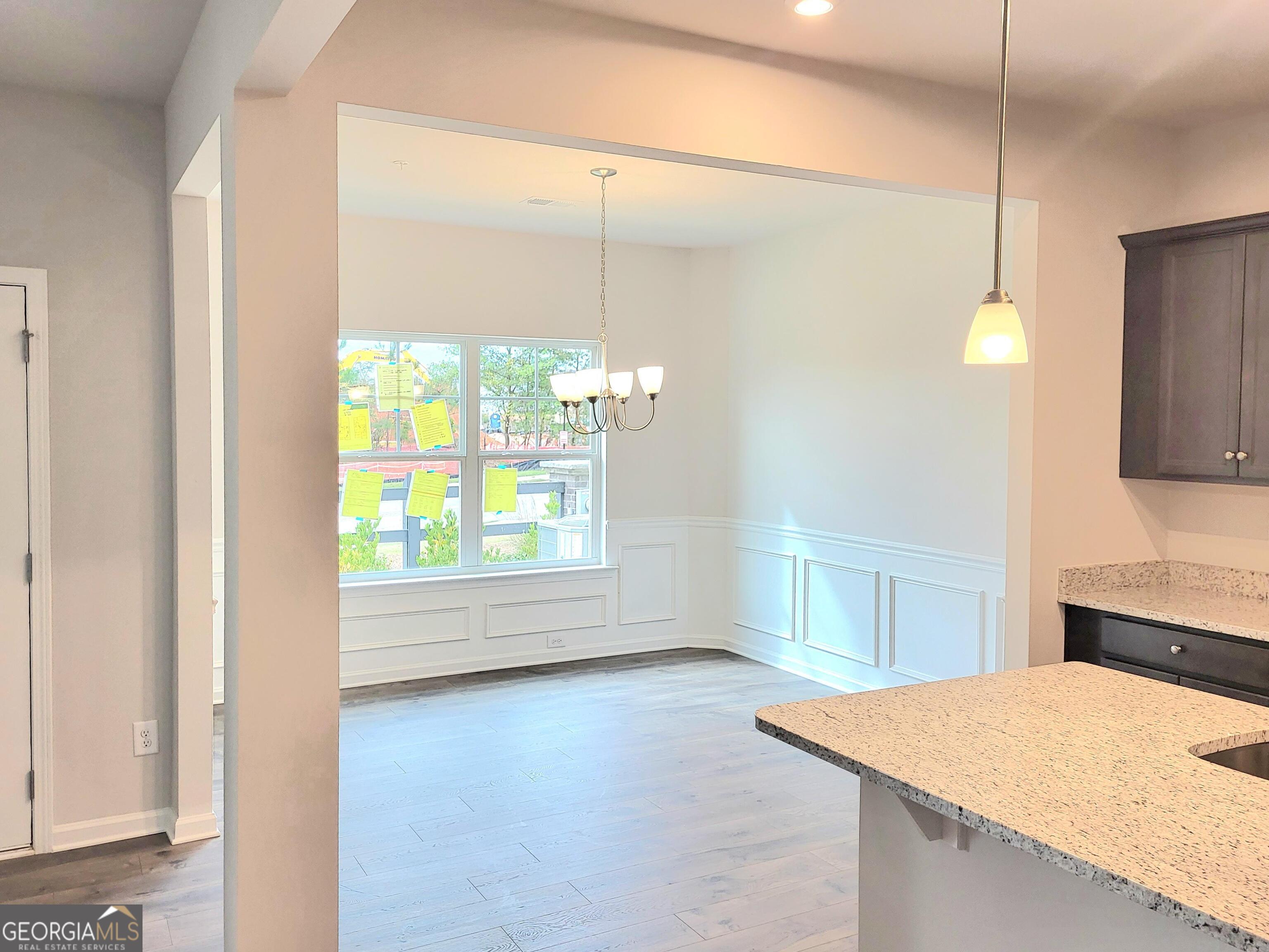 4849 Walkers Green