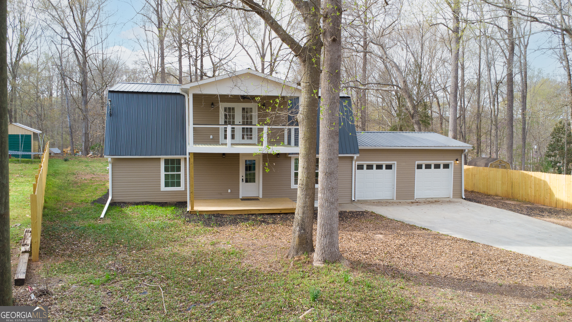 98 Jimmy Parish DR