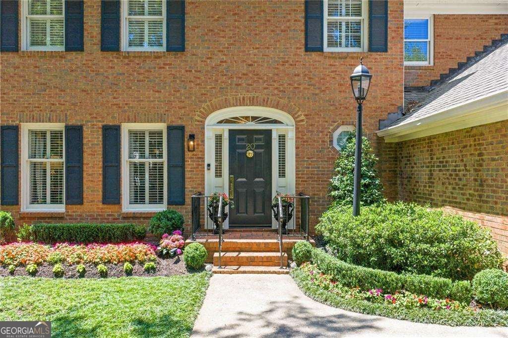 Photo of 20 Pointe Terrace SE, Atlanta, GA 30339 (MLS # 10842694)