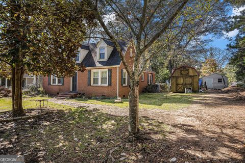 A home in Thomaston