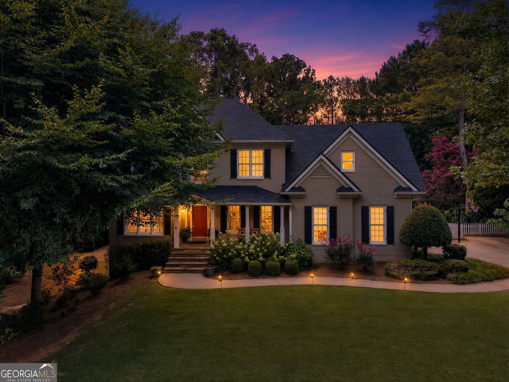 Photo of 4770 Hamptons Drive, Alpharetta, GA 30004 (MLS # 10803251)