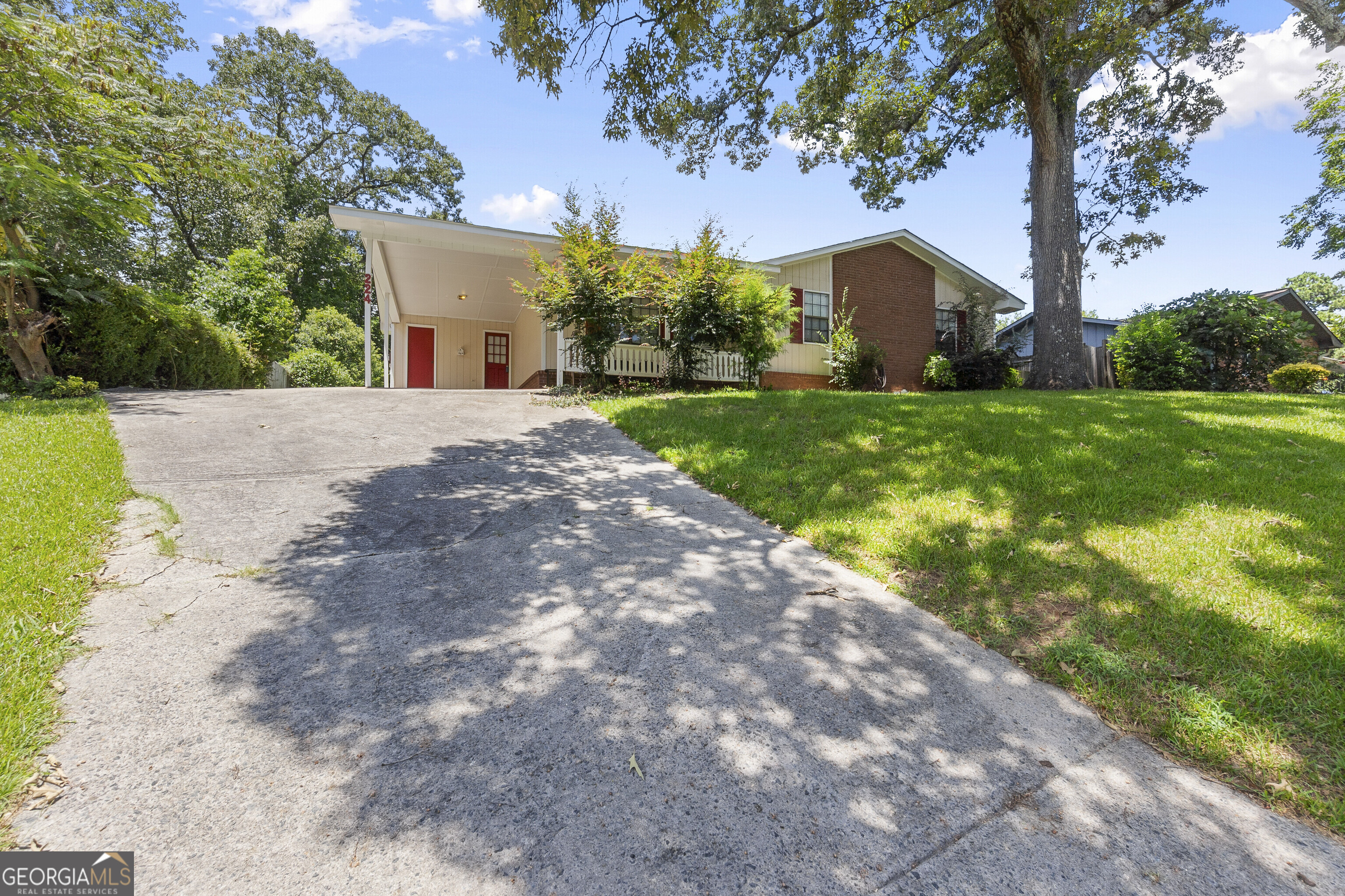 224 Randy CIR