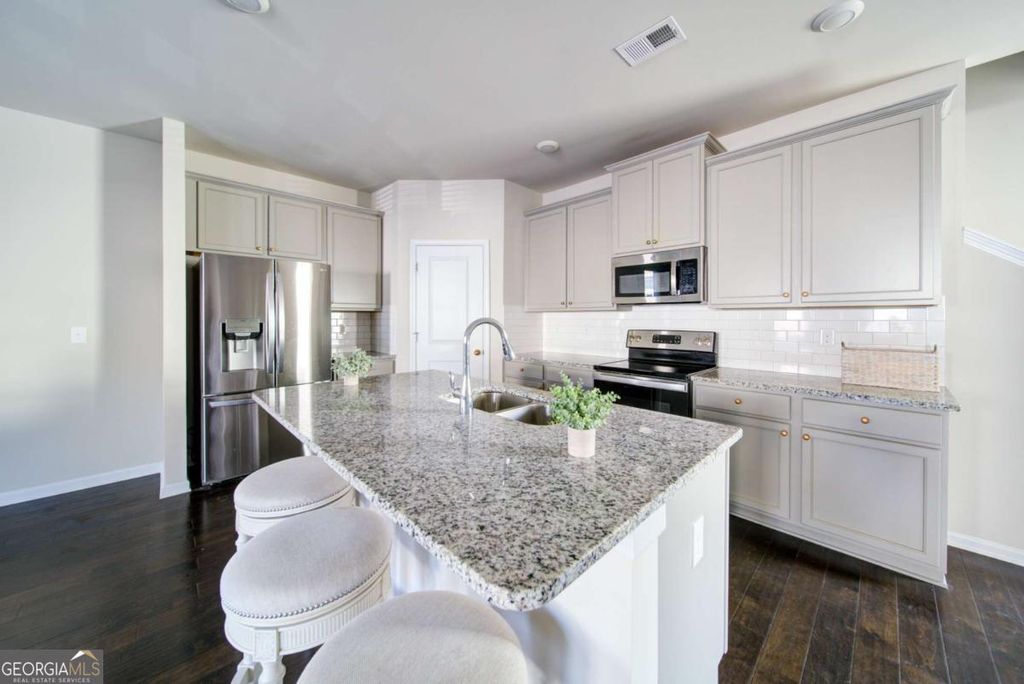 Photo of 1506 Ashbrooke Trace, Stone Mountain, GA 30083 (MLS # 10738161)