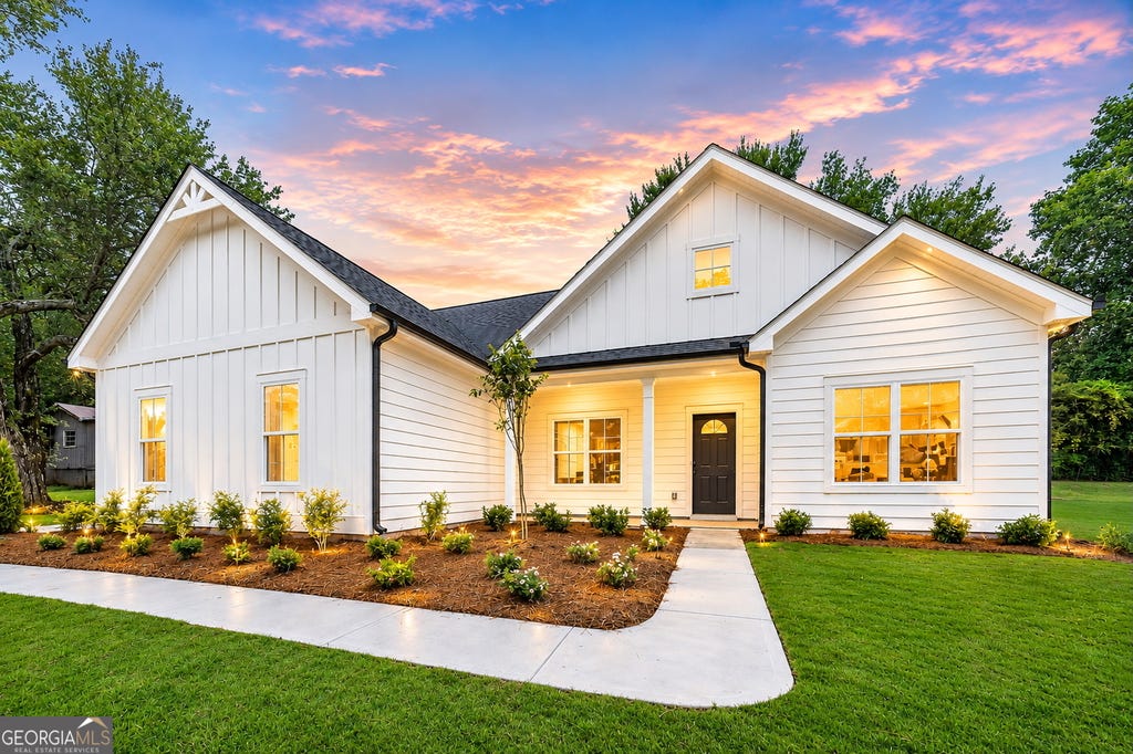 Photo of 151 Bruce Road, Dawsonville, GA 30534 (MLS # 10810376)