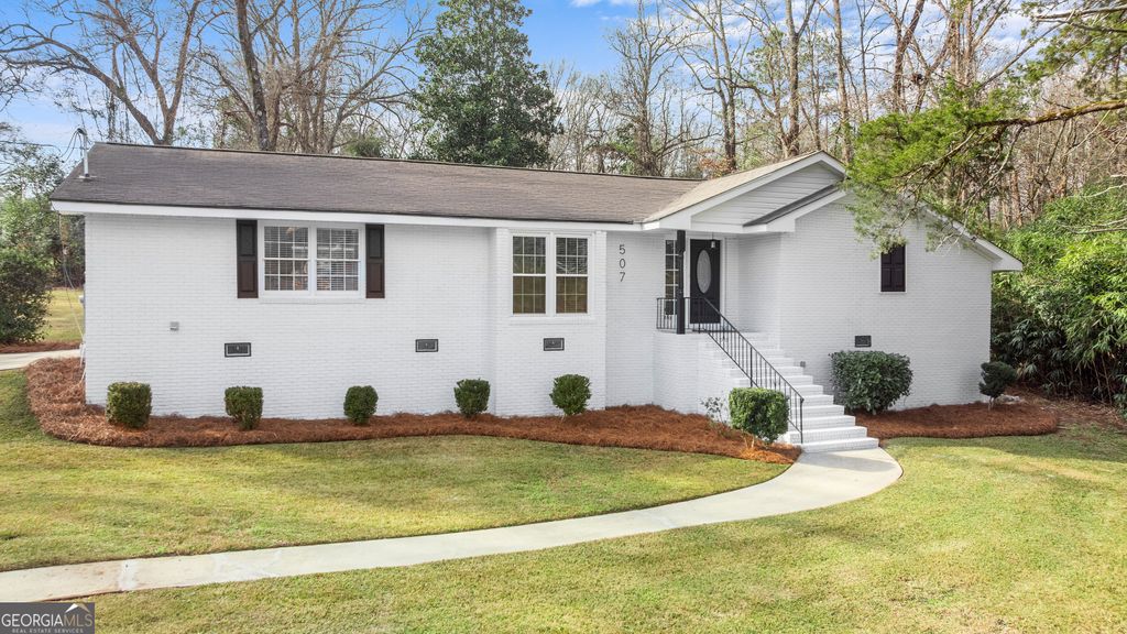 Photo of 507 N Jefferson Avenue, Eatonton, GA 31024 (MLS # 10669766)
