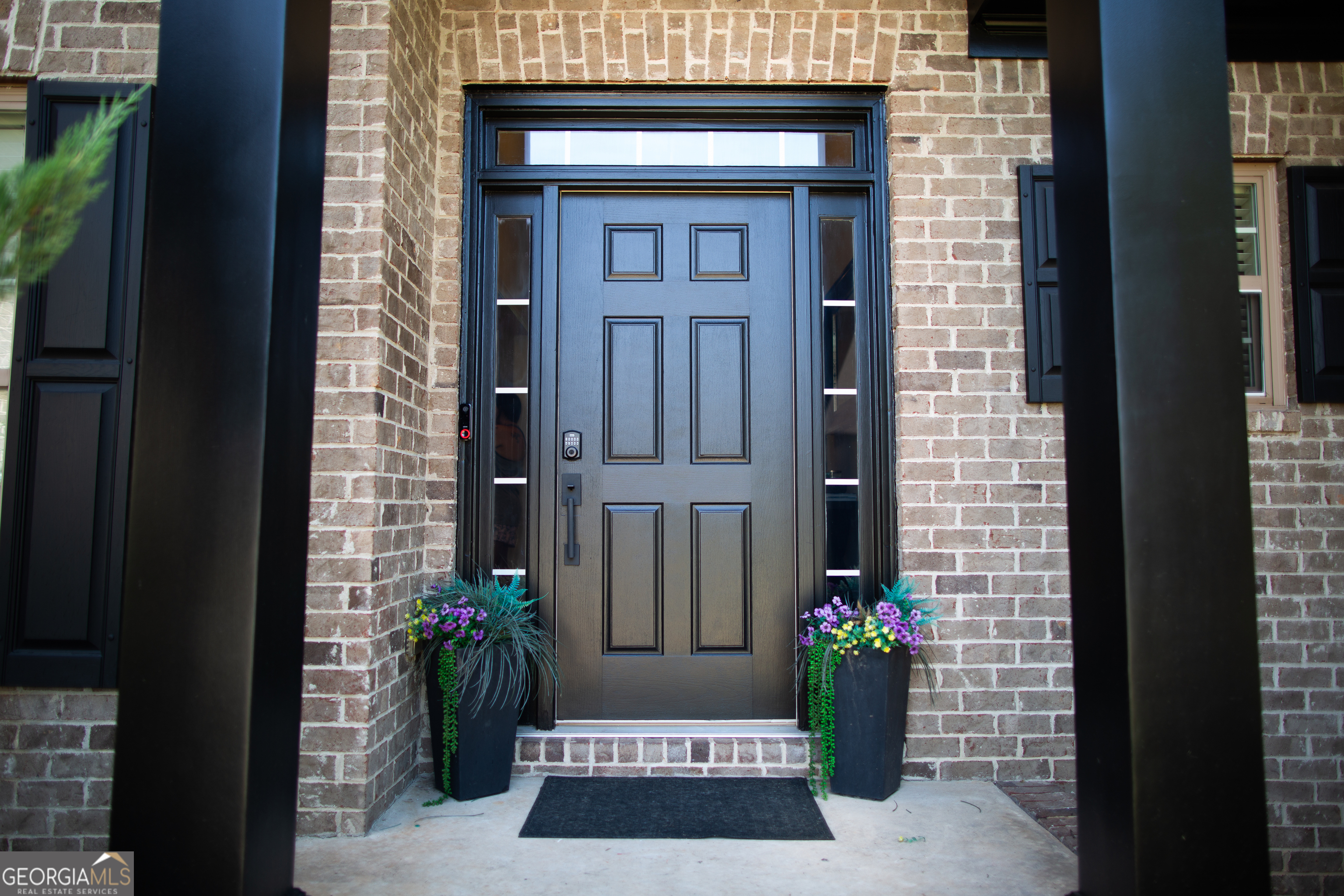 1070 Saint Albans PATH