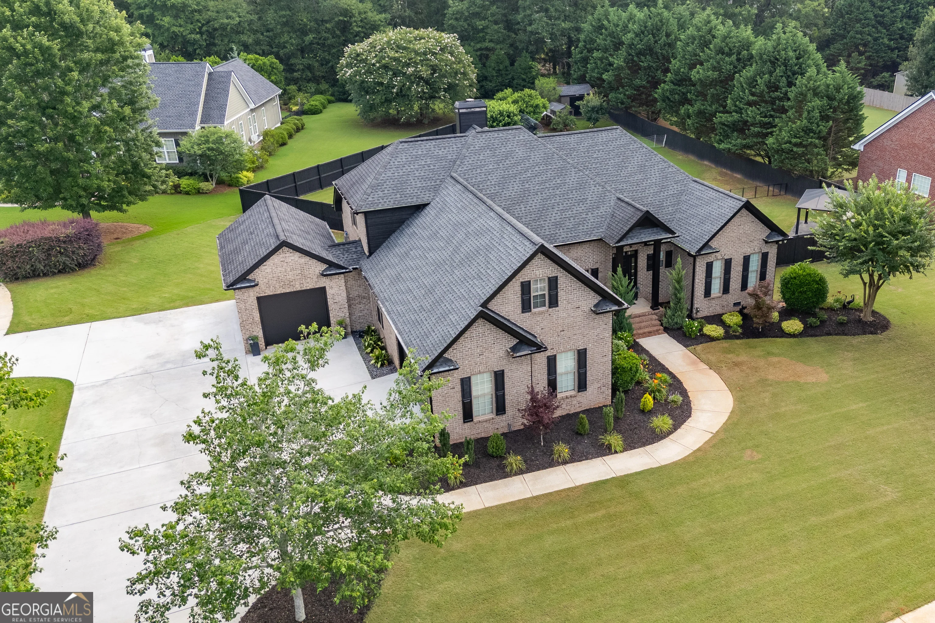1070 Saint Albans Path