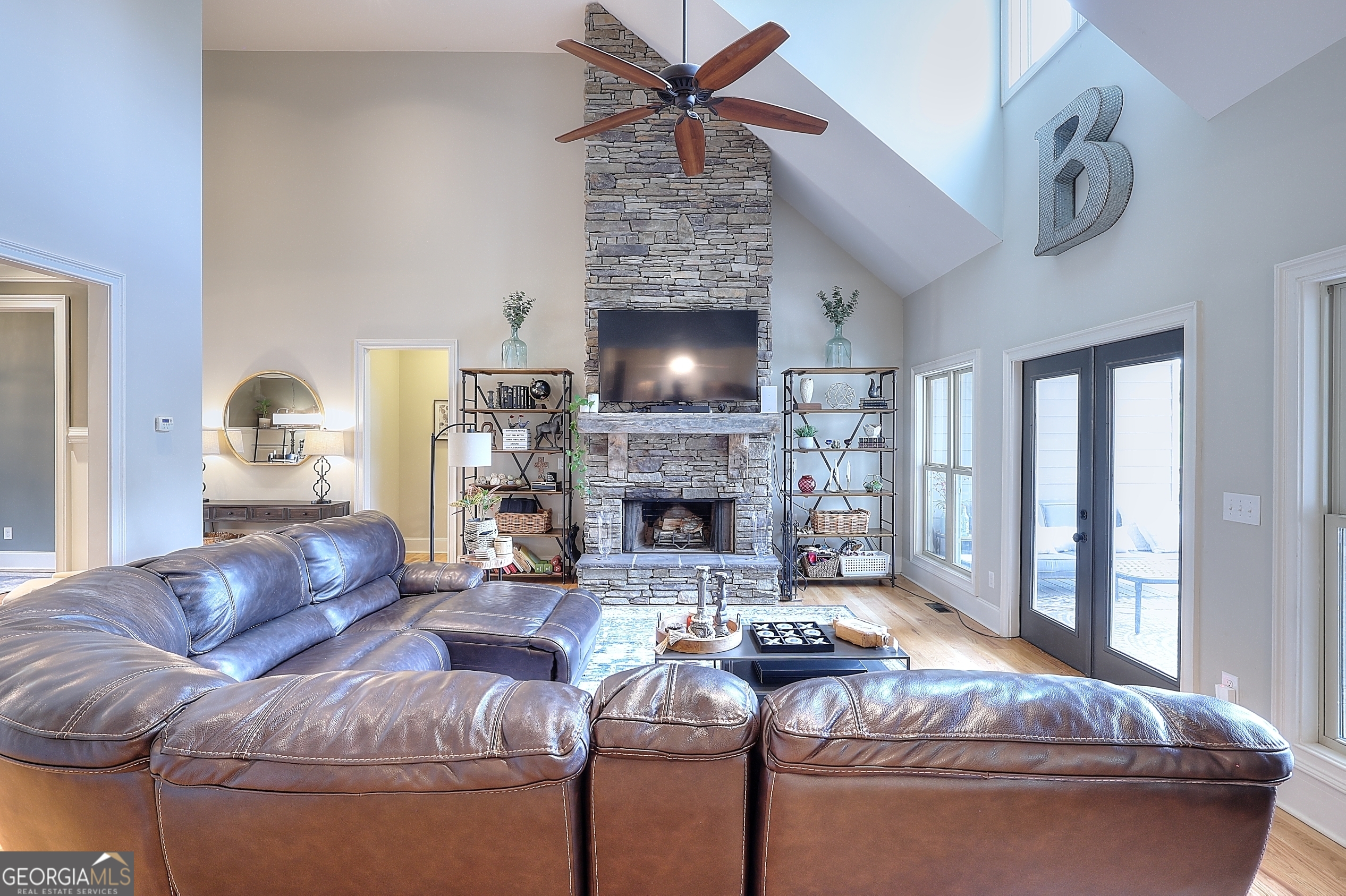 4539 TIFFANY LN