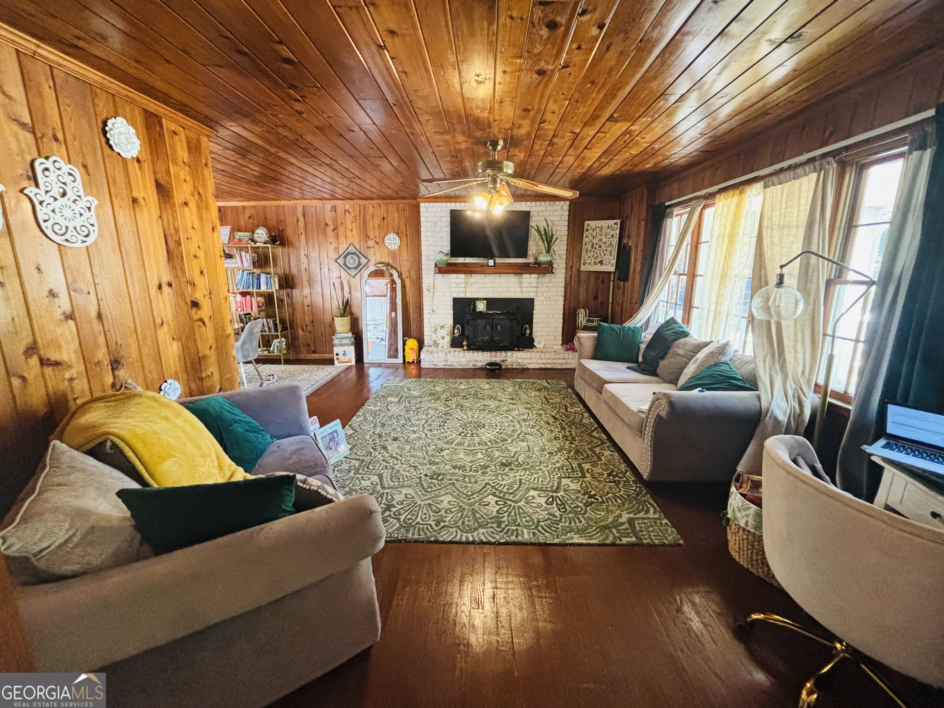 44 Kibbee RD