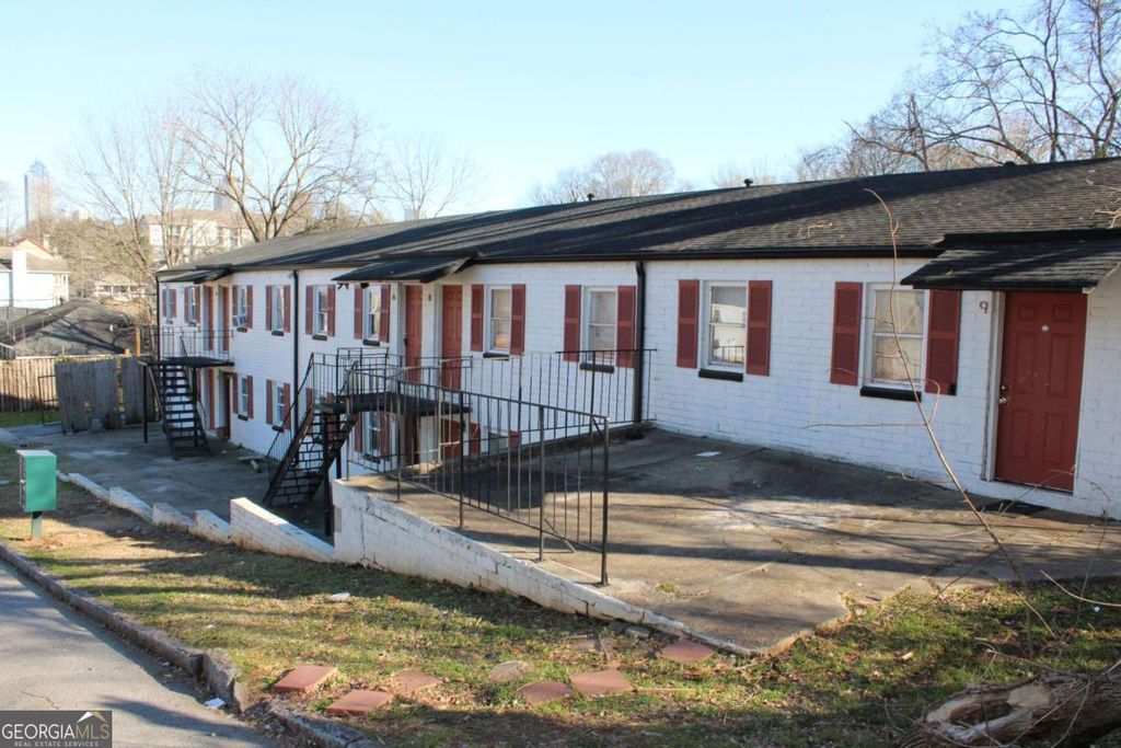 Photo of 700 Neal Street NW #6, Atlanta, GA 30318 (MLS # 10673716)