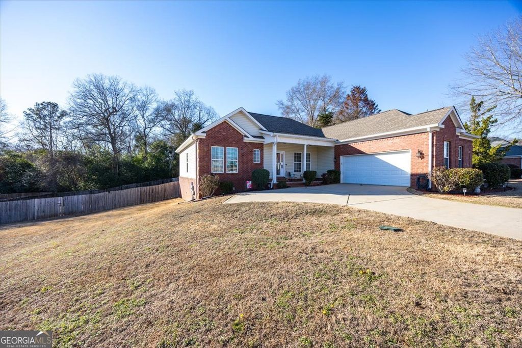 Photo of 420 Southland Trail, Byron, GA 31008 (MLS # 10679715)