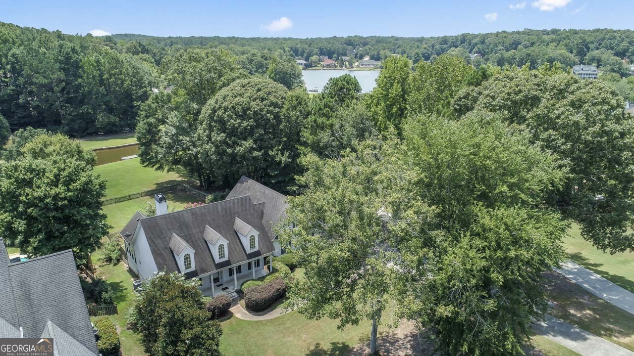 100 Bay DR