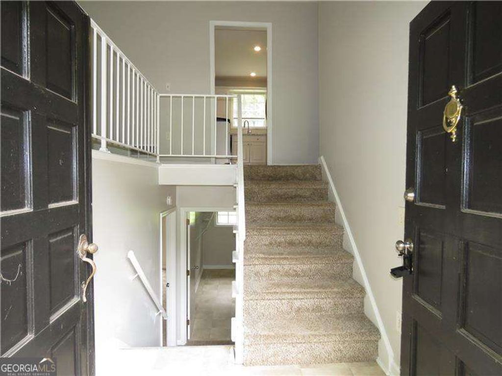 Photo of 467 PINEBURR Lane, Stone Mountain, GA 30087 (MLS # 10633271)