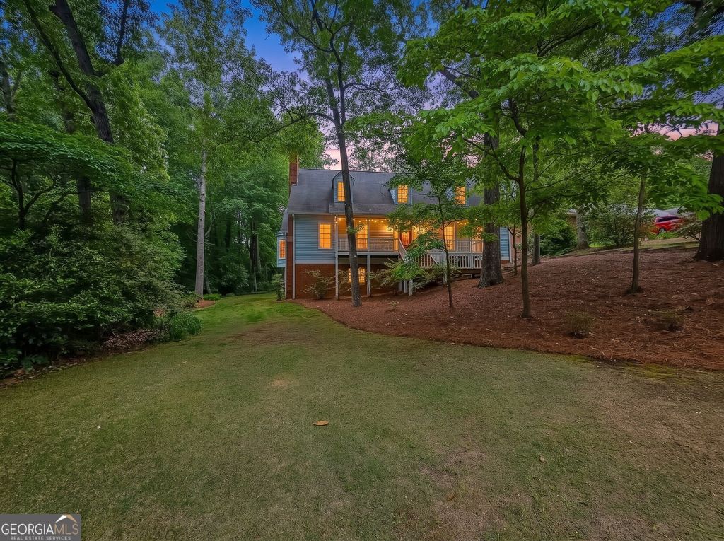 Photo of 4013 Benell Court SE, Smyrna, GA 30082 (MLS # 10757714)