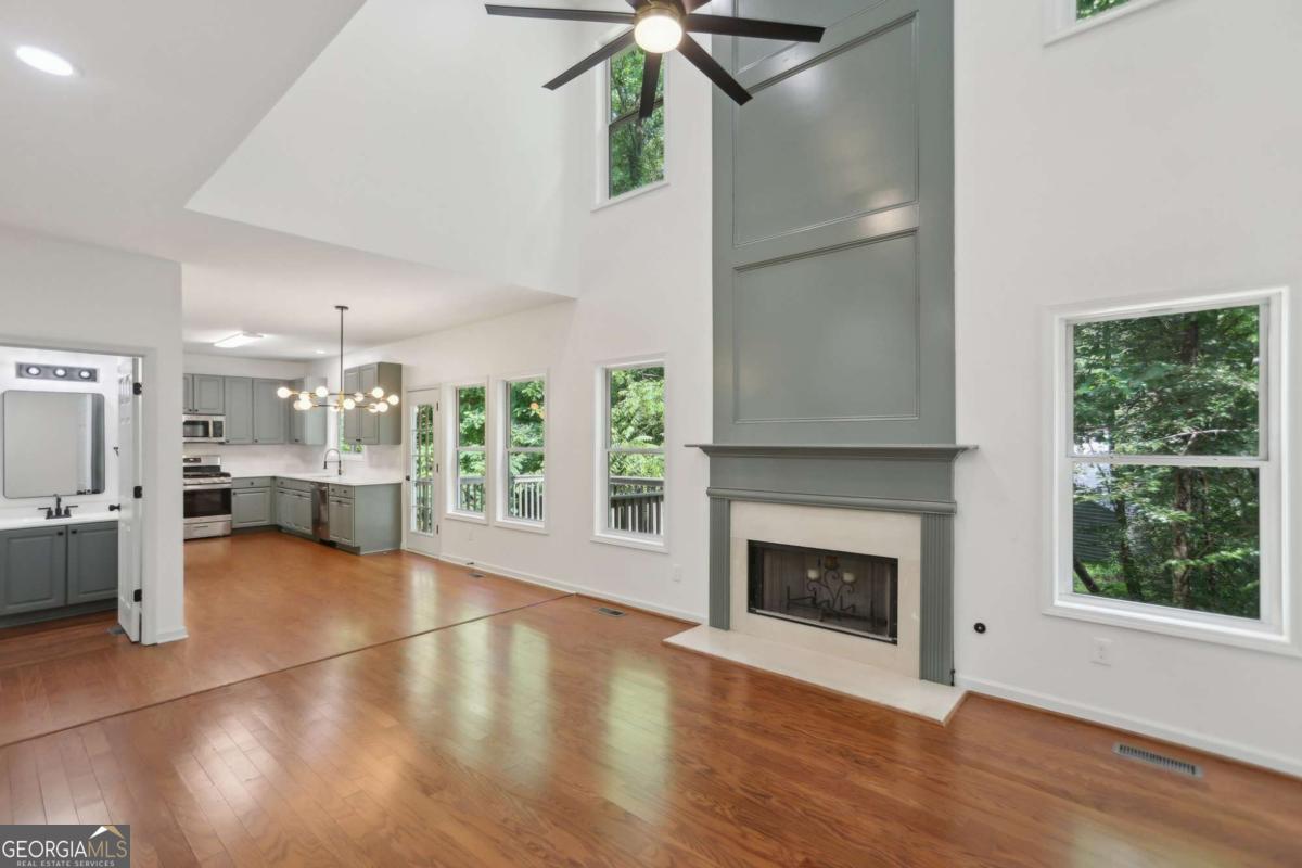 Eagle Ridge - Residential
