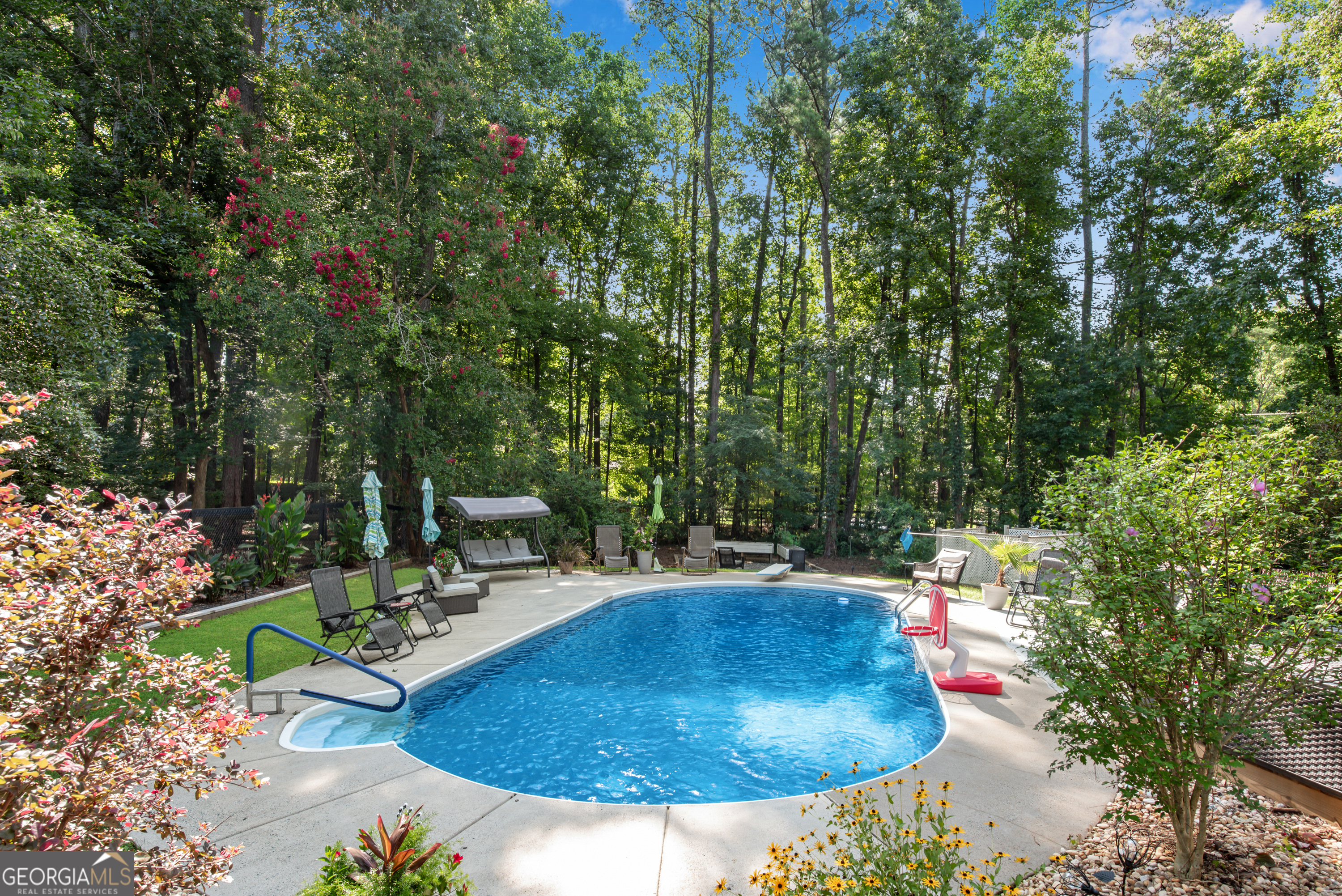 Hollyberry - Residential
