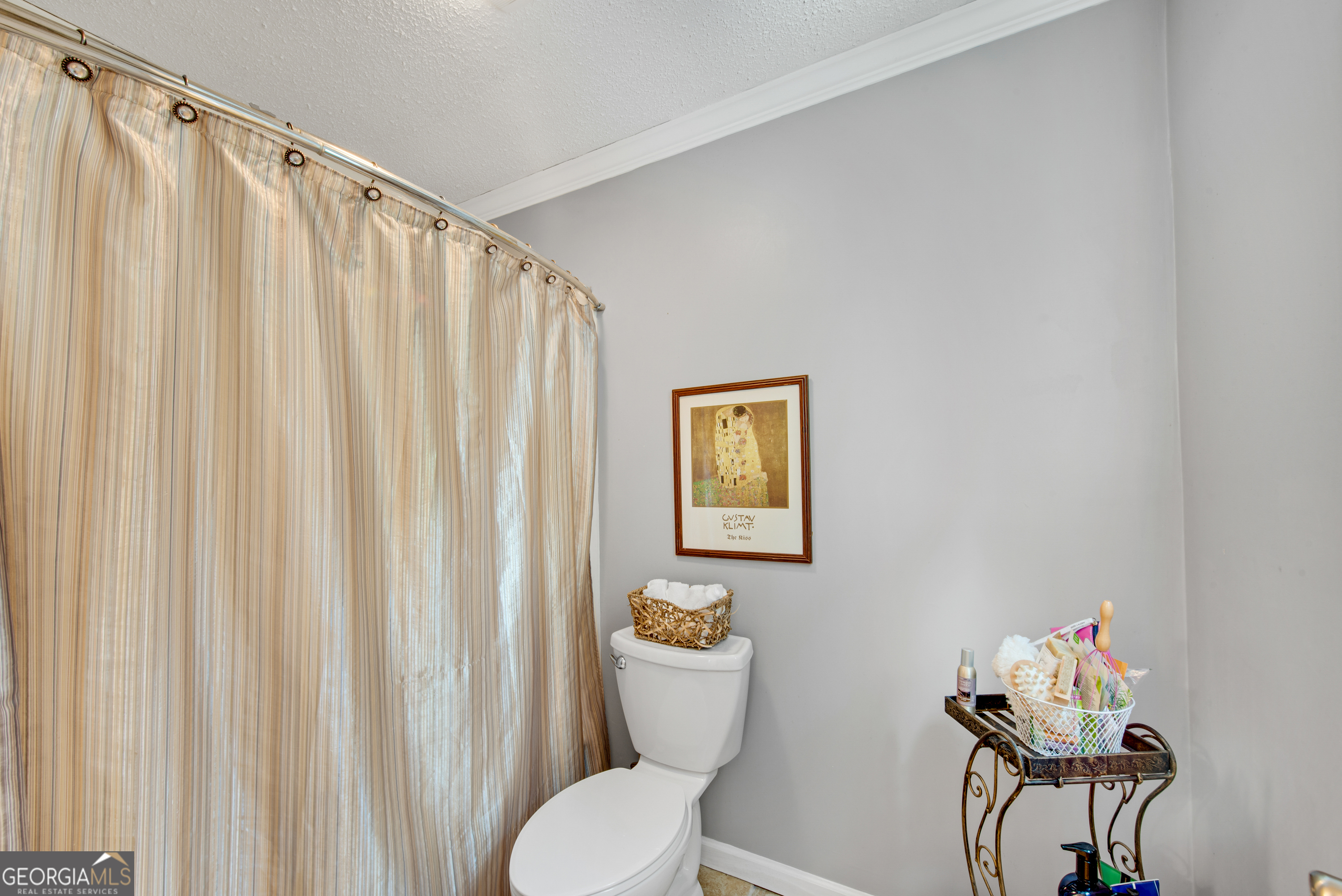 Hollyberry - Residential