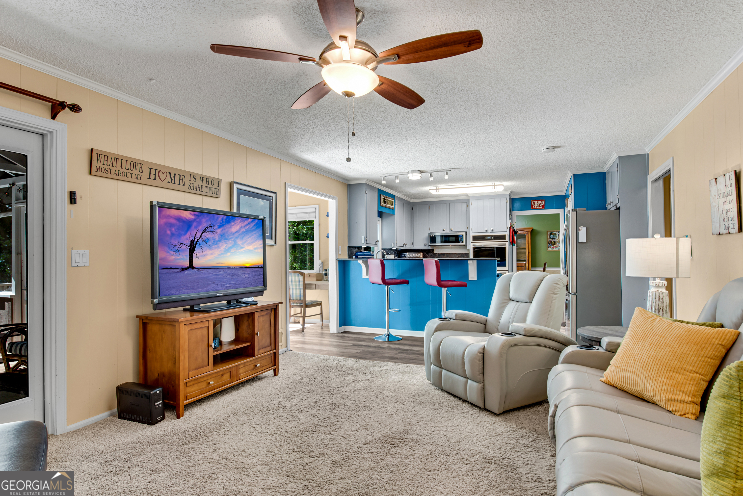 Hollyberry - Residential