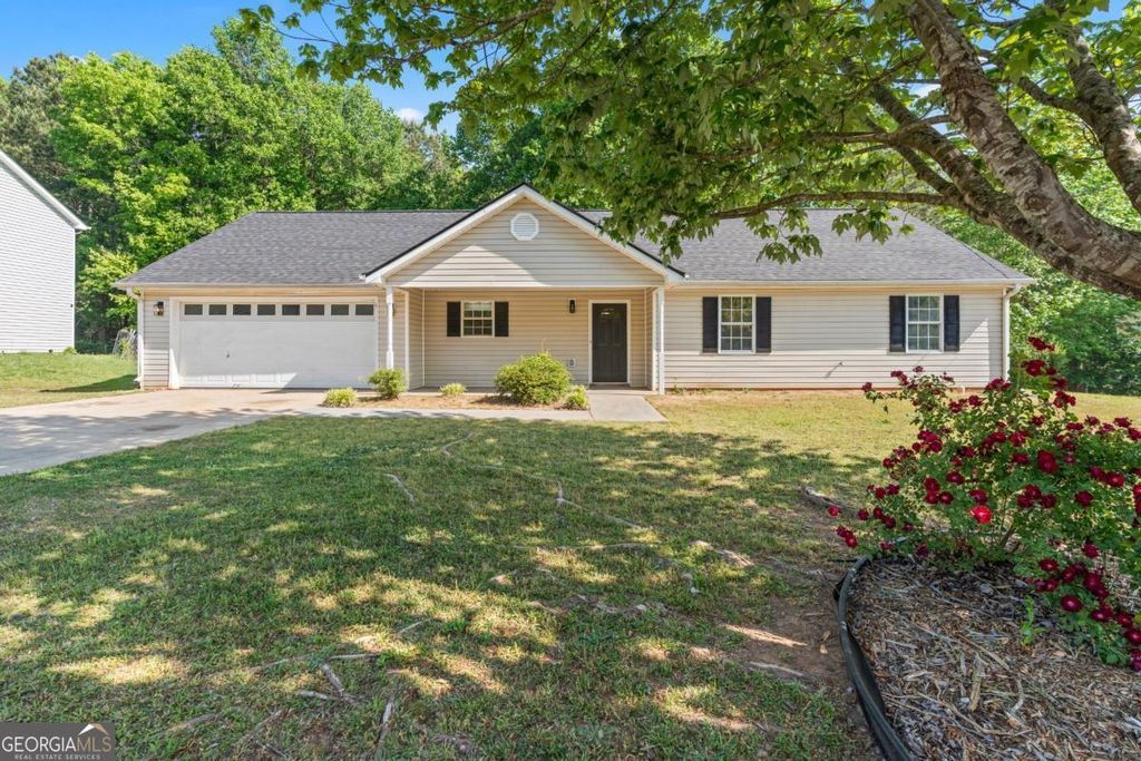 Photo of 185 Brighton Drive, Covington, GA 30016 (MLS # 10739394)