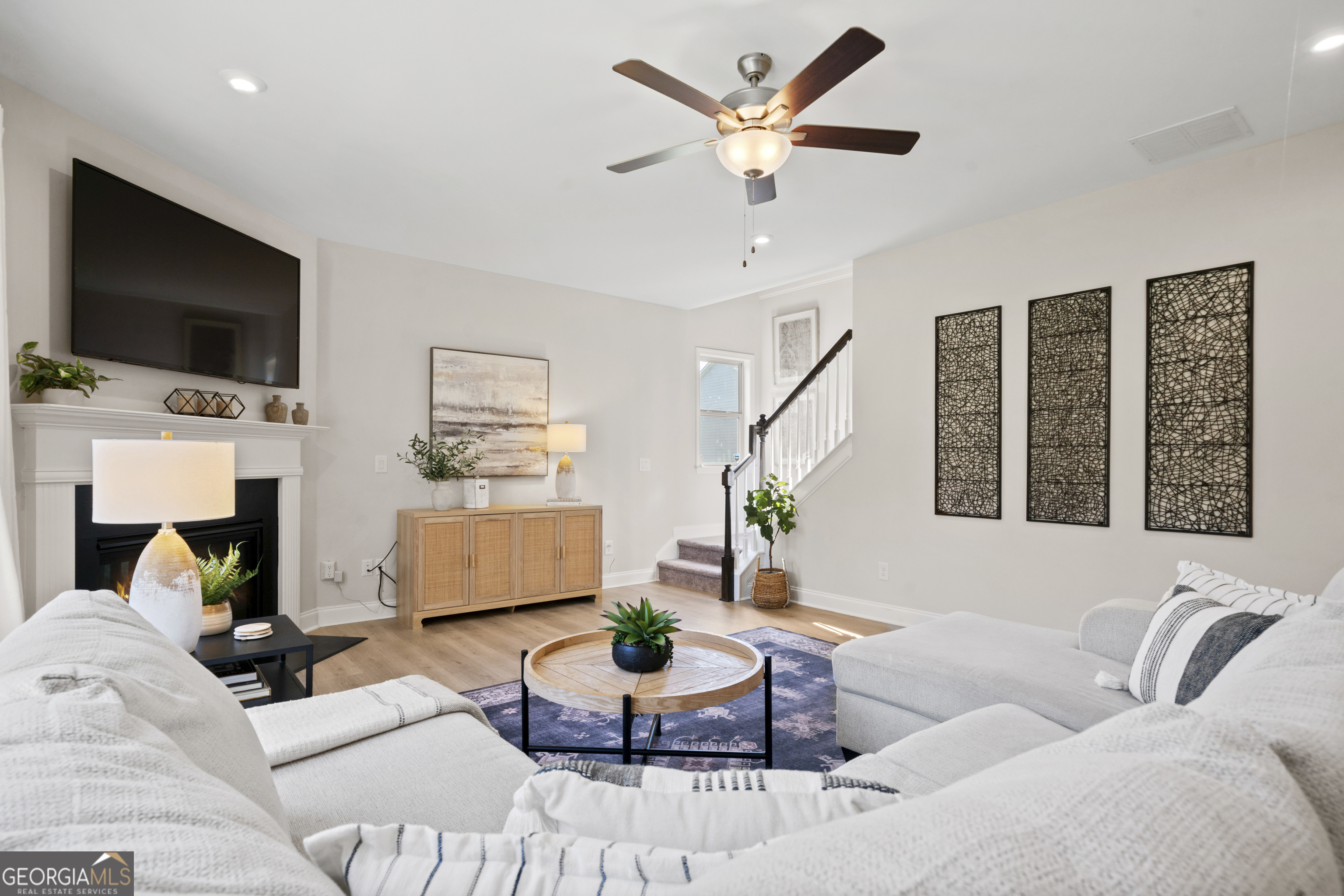 Grandview Manor - Residential