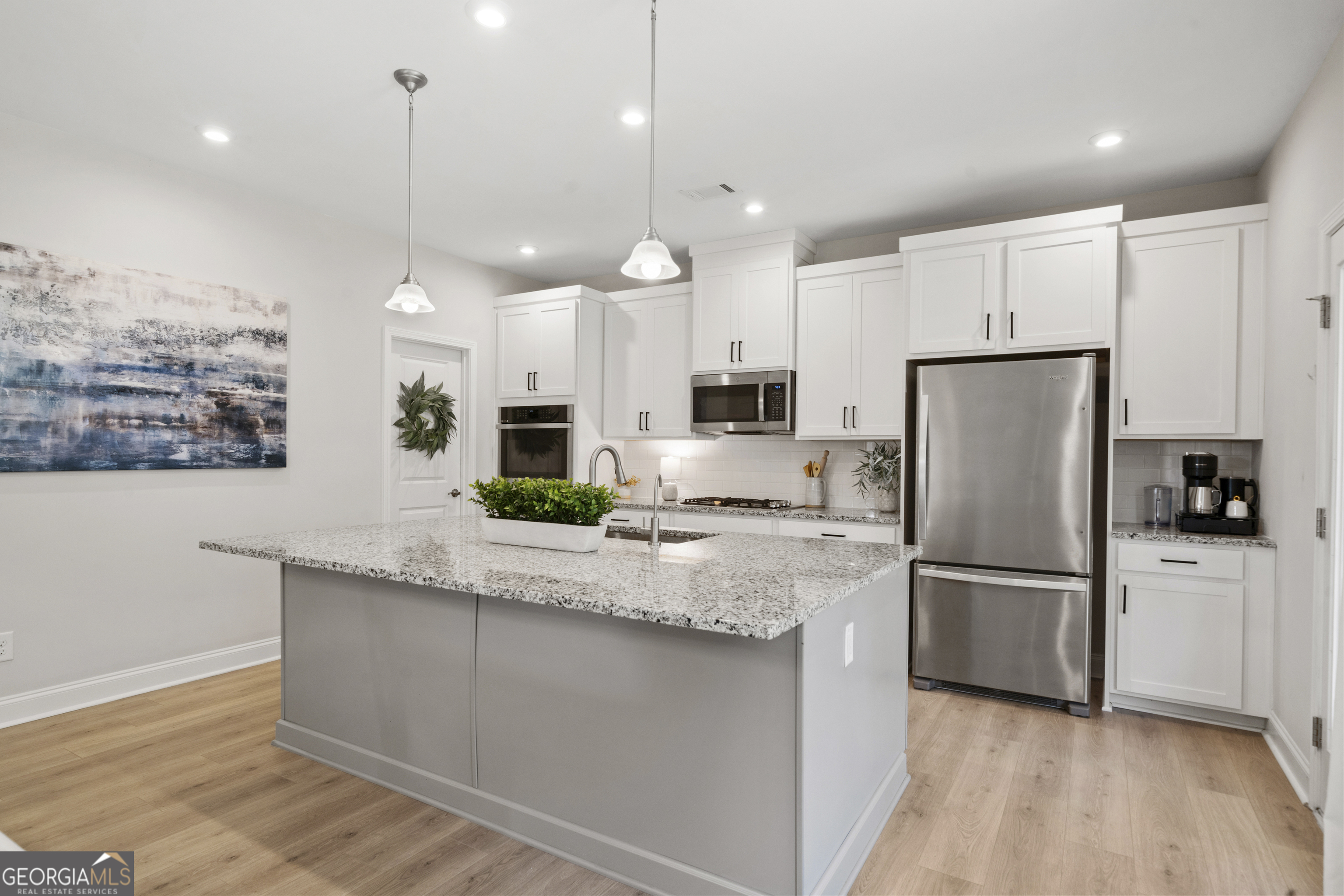 Grandview Manor - Residential