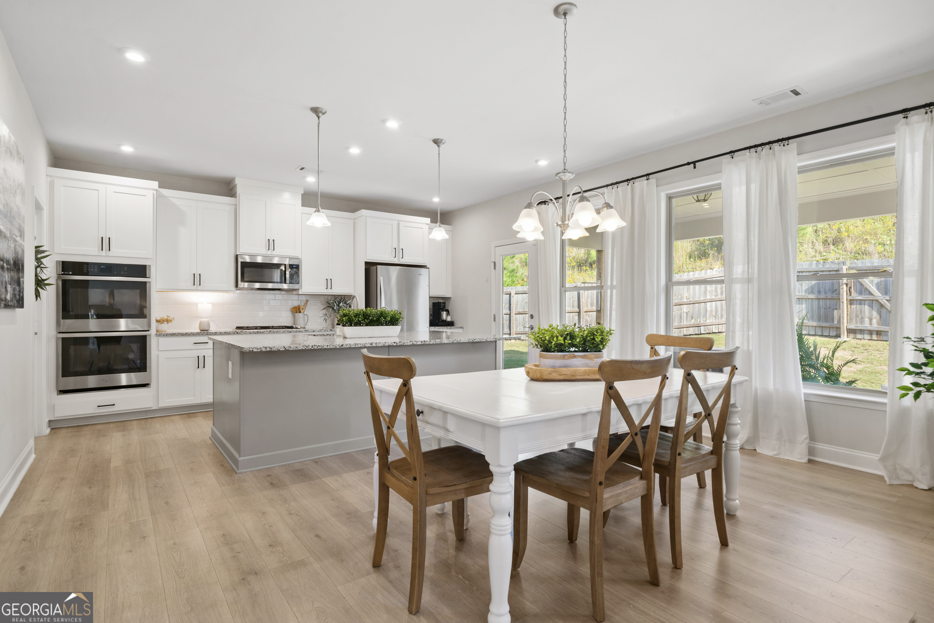 Grandview Manor - Residential