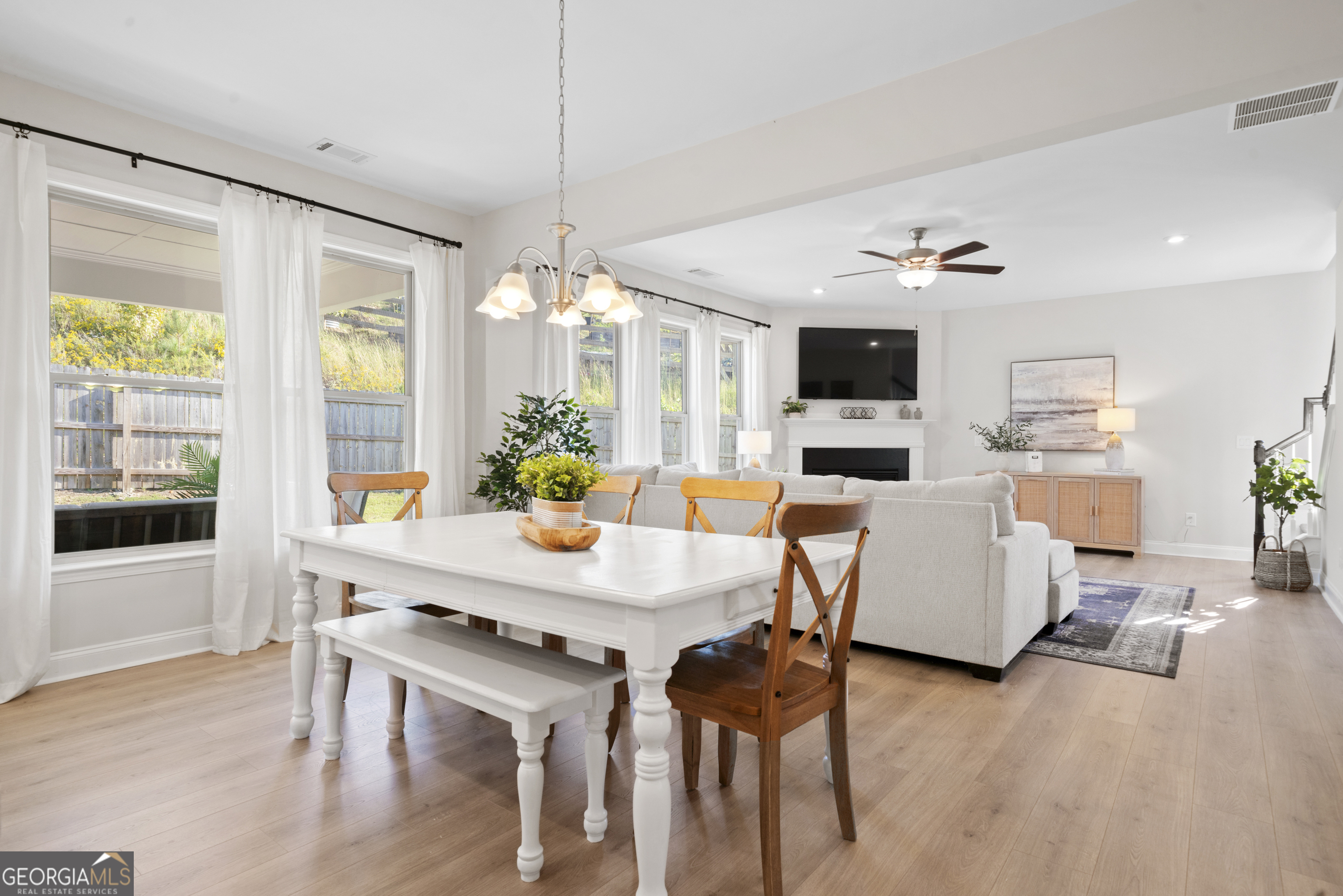 Grandview Manor - Residential