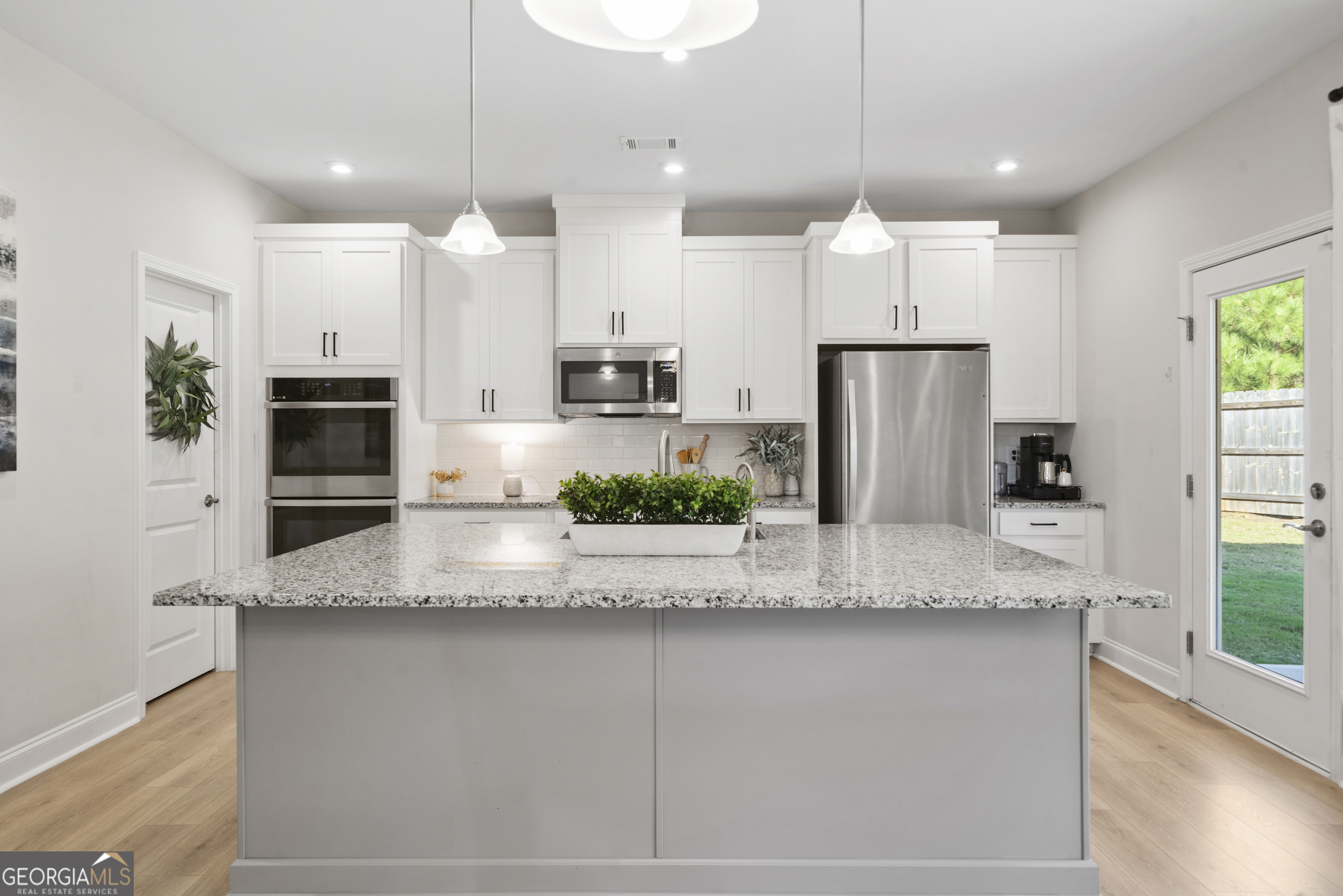 Grandview Manor - Residential