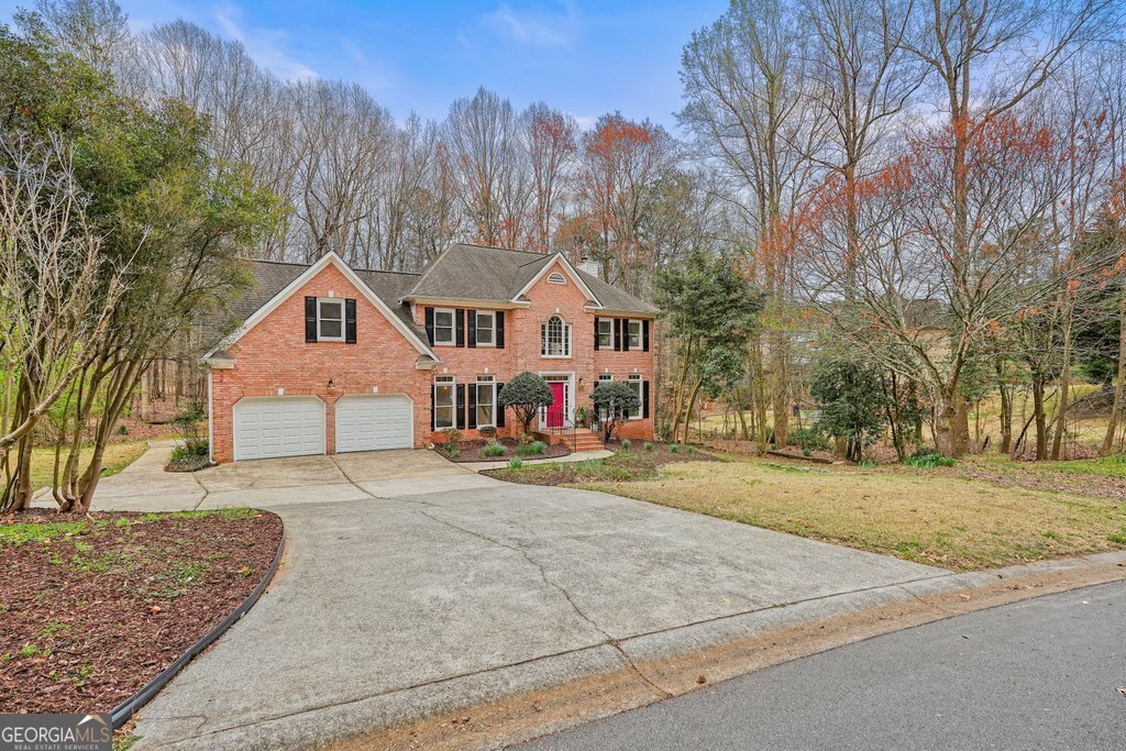 465 Woodbrook WAY